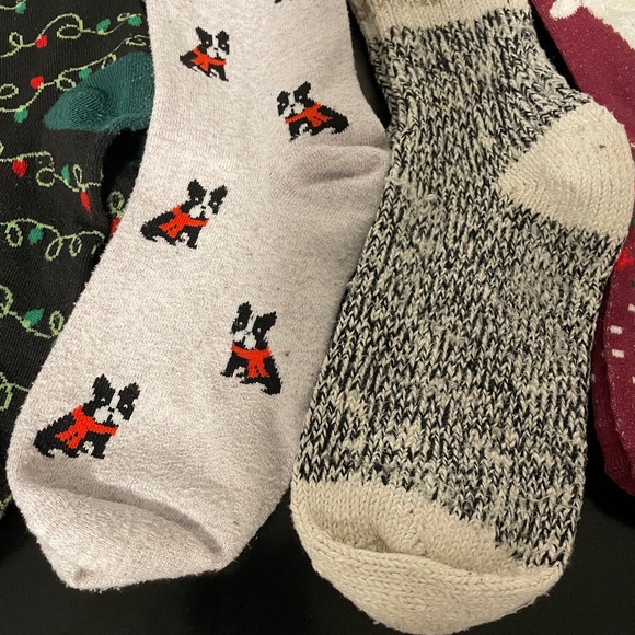 5 for $20: Target Christmas/Holiday socks - Picture 7 of 16